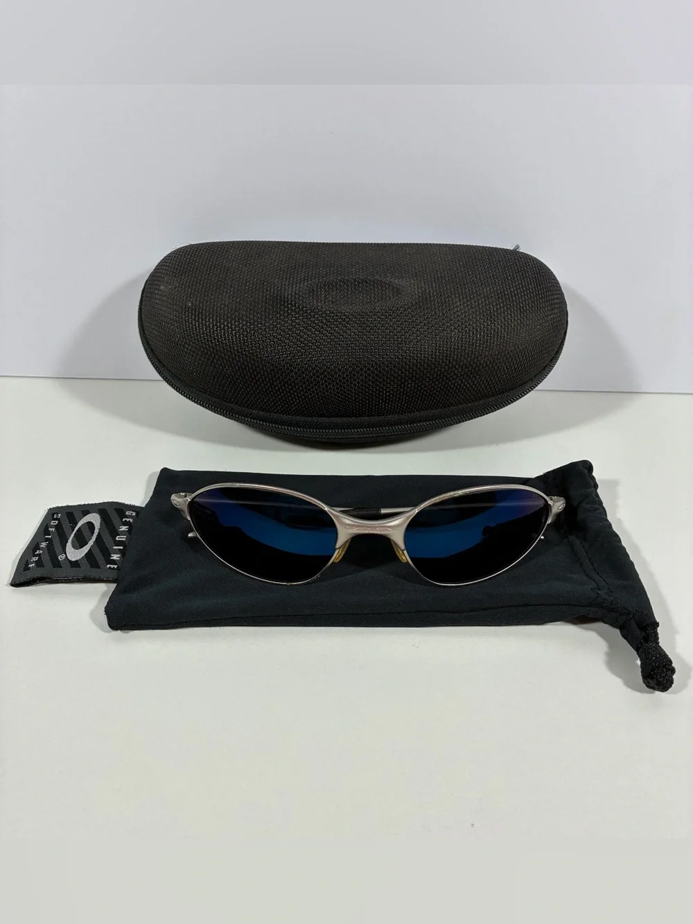 Vintage Y2K Oakley A Wire 2.0 Spring Hinges Silver Ice Iridium Sunglasses w Case